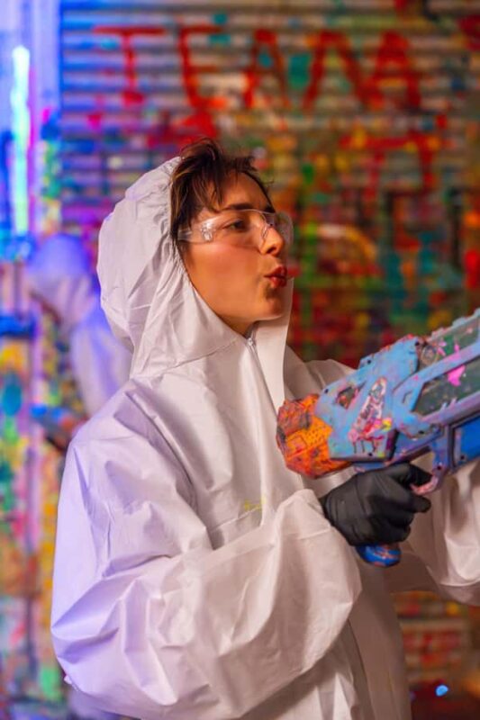 Houston: Private Paint Therapy Experience (Neon Light) - What Participants Do During the 45-Minute Session