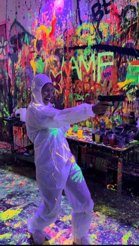 Houston: Private Paint Therapy Experience (Neon Light) - The Artistic Creations: Paintings and Souvenirs