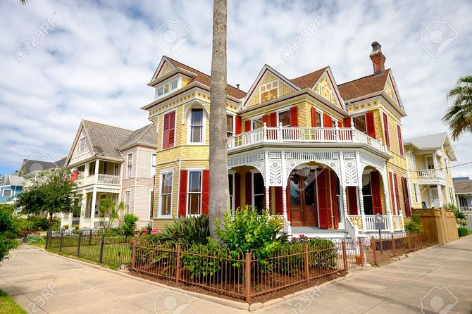 Houston Sightseeing Tour and Galveston Day Trip - Free Time to Explore Galveston’s Historic Districts