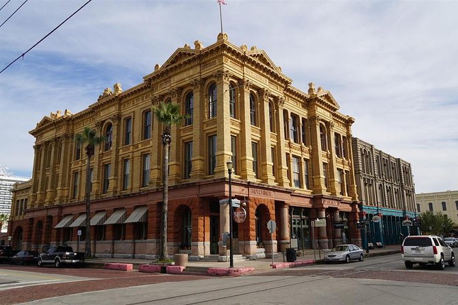 Houston Sightseeing Tour and Galveston Day Trip - Travel Tips: Timing, Booking, and What to Bring