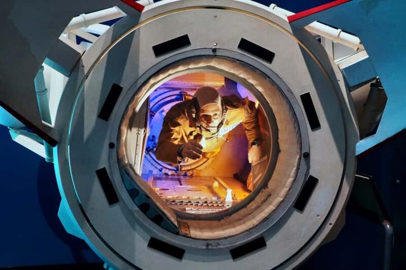 Houston: Space Center Self-Guided Tour with Transportation - Key Points