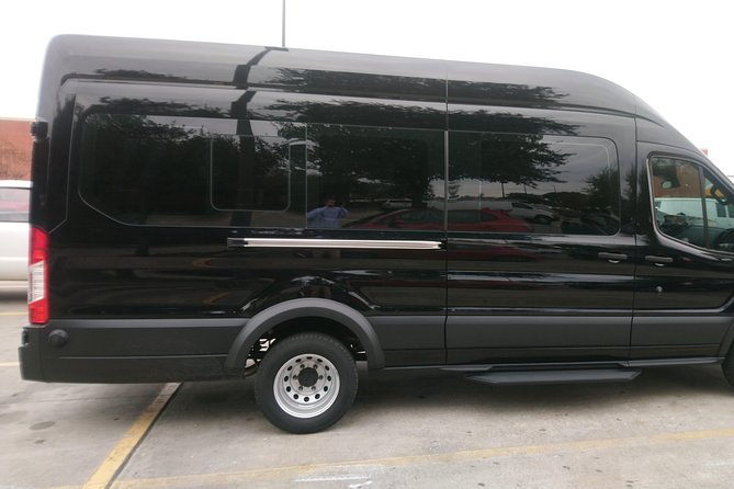 HoustonGalveston Private Round Trip Transfer for 10 Travelers. - Flexibility with Vehicle Upgrades and Multiple Vehicles