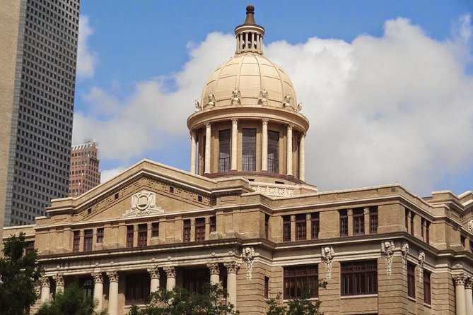 Houston's Official City & Mural Tour! (Day & Night) - The Art and Culture of Houston’s Theater District