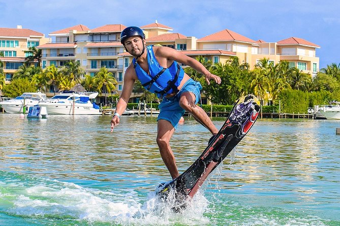 HOVERBOARD extreme Activity in CANCUN. Fly over the Mexican Caribbean - The Content of the Hoverboarding Session