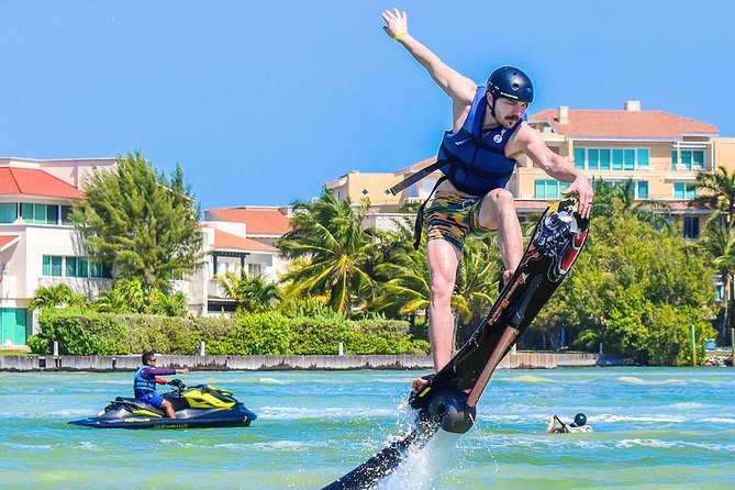 HOVERBOARD extreme Activity in CANCUN. Fly over the Mexican Caribbean - Who Will Most Enjoy This Hoverboard Flight?
