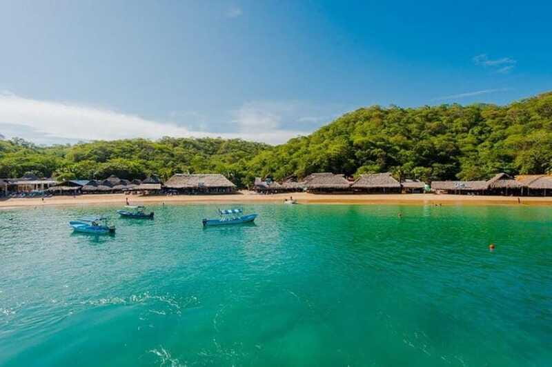 Huatulco: 5-Bay Exclusive Premium Panga Experience - Logistics: Pickup, Group Size, and What to Bring