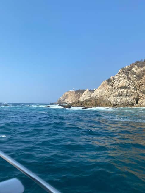 Huatulco: 7 Bays Boat Tour with Snorkeling and Lunch - Pass Near the Bufadero and Other Iconic Landmarks