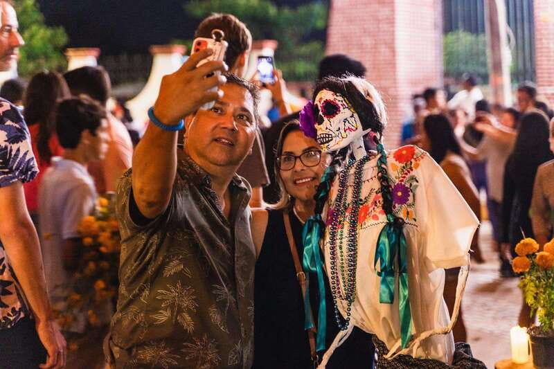 Huatulco: Day of the Dead Experience and Tour - The Atmosphere of Oaxaca’s Day of the Dead Celebrations
