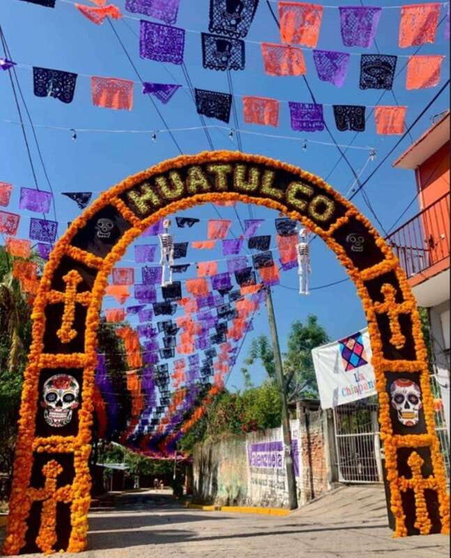Huatulco: Private Day of the Dead Experience - Exploring Santa Maria Huatulco’s Nighttime Atmosphere