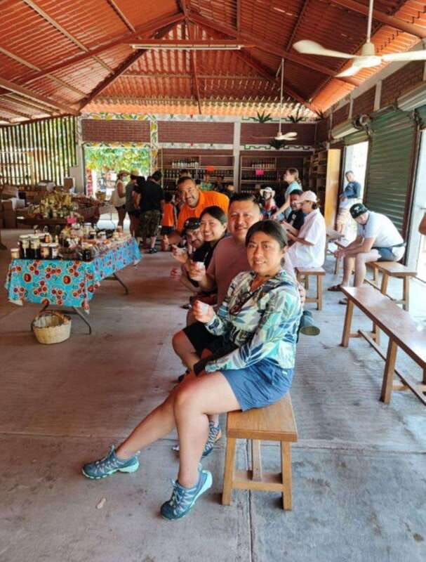 Huatulco: Private Tour of Magical Waterfalls of Copalitilla - Tasting Regional Delicacies: Mezcal and Coffee