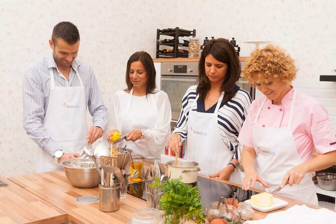 Hungarian Cooking Class with Iconic Dishes - The Location and Atmosphere of the Budapest Flat