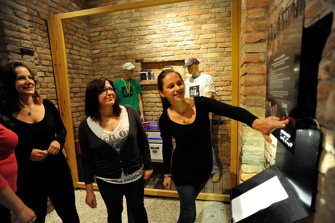 Hungarian pálinka distillery visit and tasting - Tasting Three Award-Winning Pálinkas with Traditional Snacks