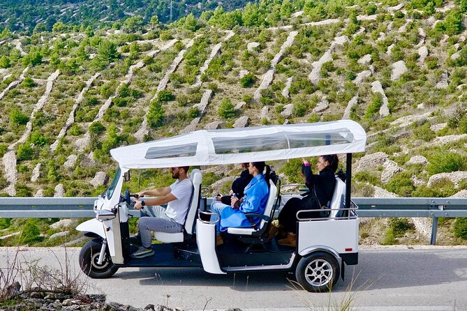 Hvar Adventure Tour: Explore with a 4-6 Seater eTuk Tuk Rickshaw! - Visiting the Tvrđava Fortica Fortress