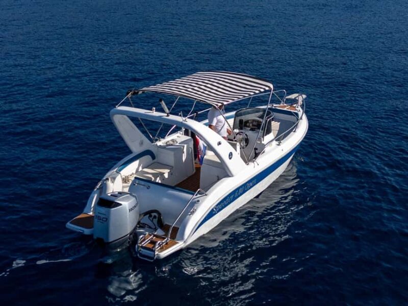 Hvar: Private Speedboat Tour Blue Green Caves, Vis & Pakleni - Exploring Komiafuel Harbor with Coffee or Gelato Stop