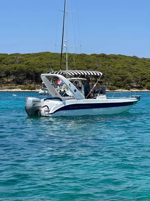 Hvar: Private Speedboat Tour Blue Green Caves, Vis & Pakleni - Cave Ticket Costs and Extra Expenses