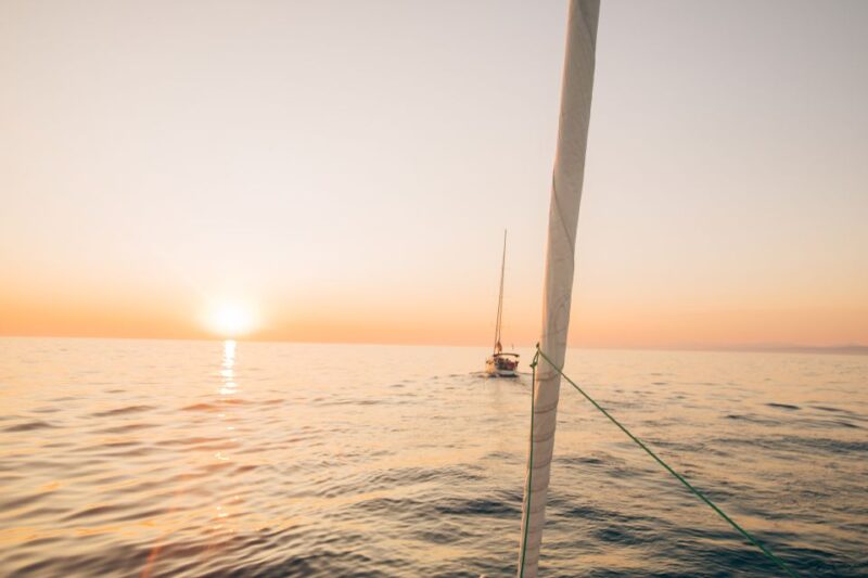 Hvar: Romantic Sunset Sailing Experience On A Comfort Yacht - H2: Watching the Sunset Over the Sea