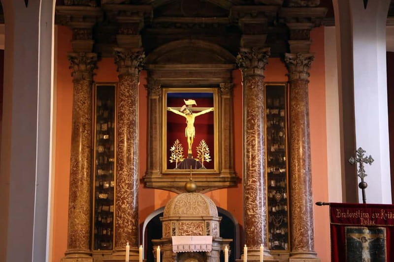 ibenik: Medieval Night Walking Tour - The Bells of Šibenik: Midnight on December 17