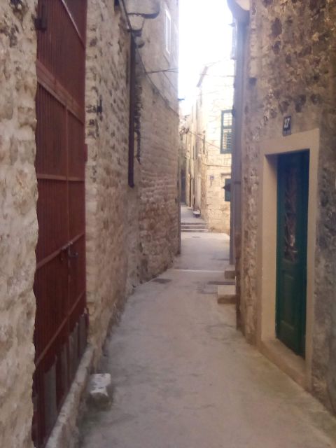 ibenik walking tour in one hour! - Key Points