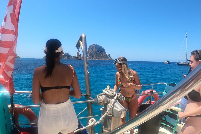Ibiza Catamaran Cruise Es Vedrà Morning or Sunset - Onboard Amenities and Water Activities