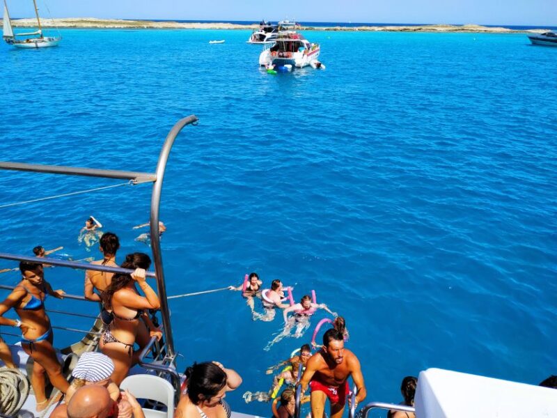 Ibiza: Crystal Waters Formentera, Open Bar and Buffet Lunch - The Two Swimming Stops in Cala Saona and Illetas
