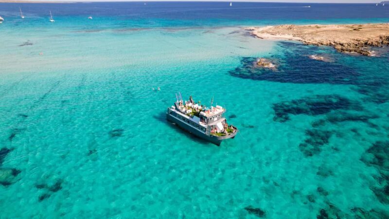 Ibiza: Formentera Boat Tour with Meals, Water & Open Bar - Full 5-Hour Marine Itinerary with Water Sports