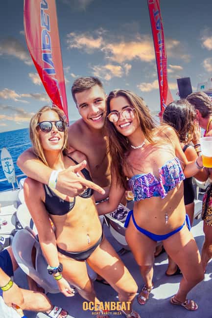 Ibiza-Formentera: Sunset Boat Party with Drinks & Food - Music That Keeps the Party Going