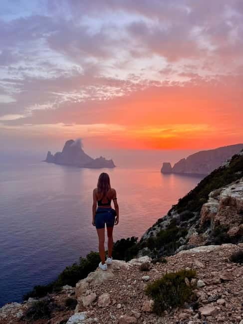 Ibiza: Hike to the most secret spots - The Passionate Local Guides
