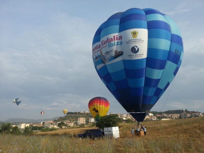 Ibiza: Hot Air Balloon Flight with Breakfast - Key Points