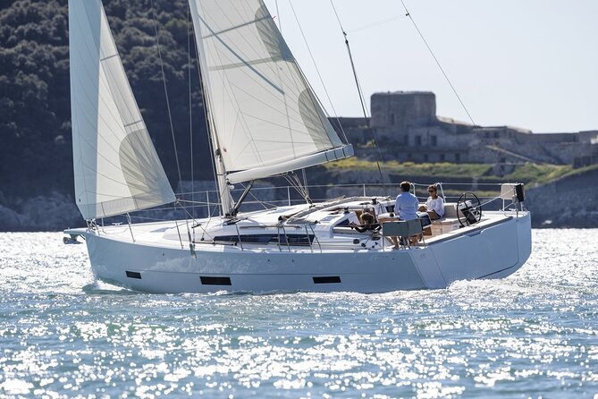 Ibiza Midday or Sunset Sailing with Light Snacks and Open Bar - Group Size and Personalization