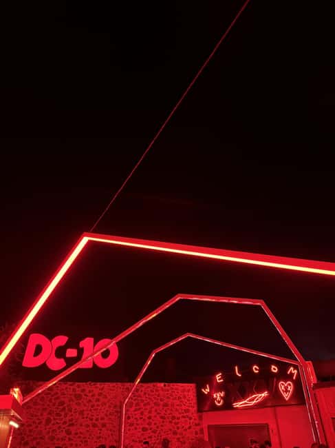 Ibiza: Nightlife Insider Tour with Pre-Club Drinks - Logistics and Group Size