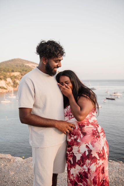 Ibiza: Photoshoot at Es Vedrá panoramic viewpoint & sunset - The Value of a Professional Photoshoot in Ibiza