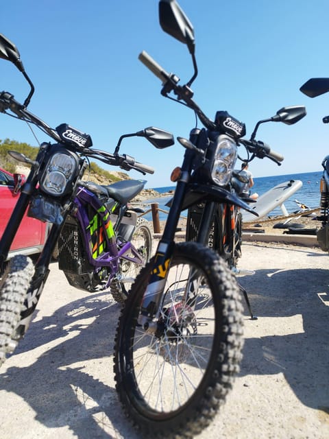 Ibiza: Santa Eulalia Electric Motorbike Tour - The Experience of the Guides and Tour Atmosphere