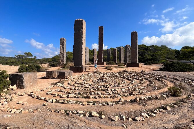 Ibiza - Secret Spots Tour in Land Rover Defender - The Off-Road Adventure in a Land Rover Defender
