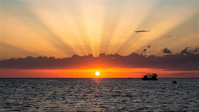 Ibiza: Snorkeling, Sunset Beach and Cave Boat Trip - Key Points