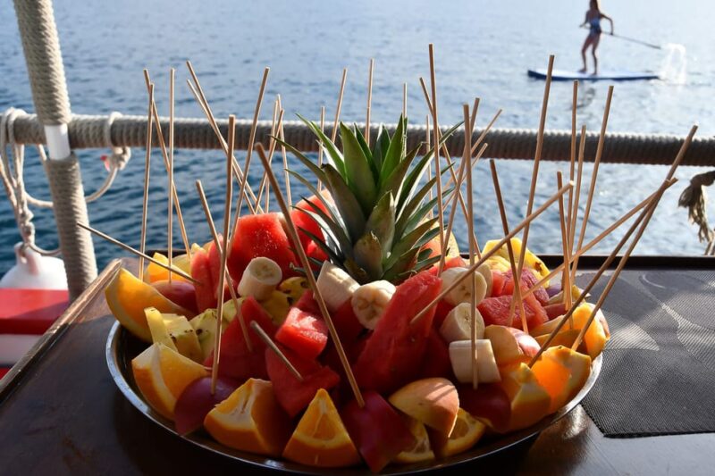 Ibiza: Sunset Boat Trip with Snorkeling, Kayaking, & Drinks - Witnessing the Sunset and Taking Photos in Ibiza’s Hidden Bays