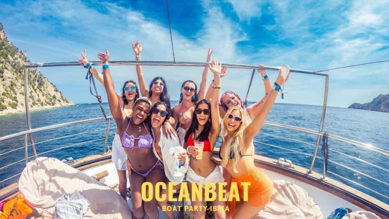 Ibiza: VIP Catamaran Boat Party with BBQ and Drinks - Ibiza: VIP Catamaran Boat Party with BBQ and Drinks