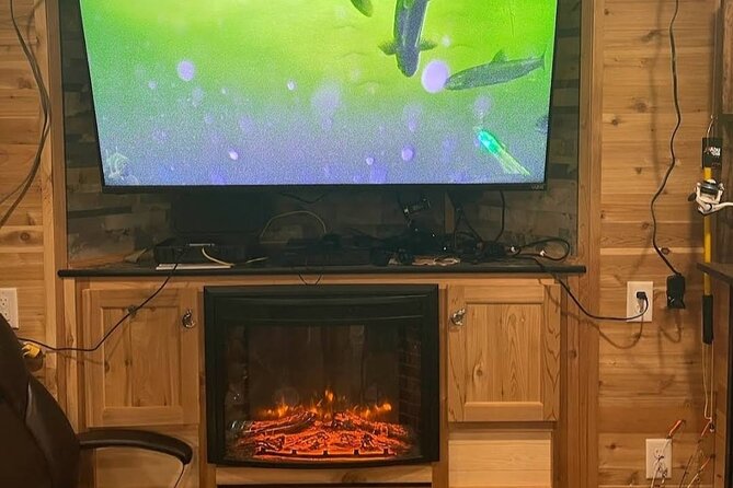 Ice Fishing and Aurora Extravaganza - The Luxury Ice Fishing Castle and Expert Guidance