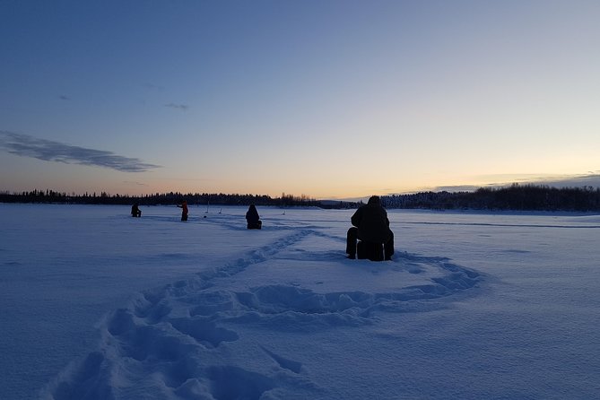 Ice fishing by car with hot beverages at Pyhä-Luosto - Key Points