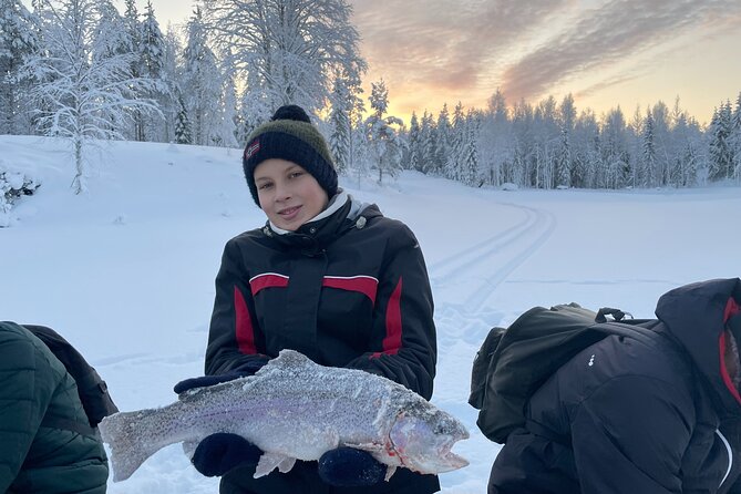 Ice fishing experience - Discover an Authentic Ice Fishing Adventure in Lapland