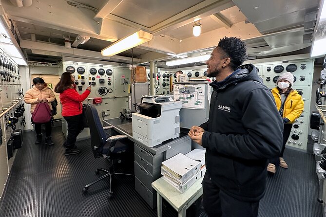 Icebreaker Sampo Cruise with transfer from Rovaniemi - Ice Floating in the Bothnian Bay