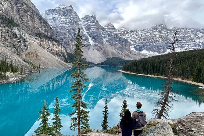 Icefield Parkway with Lake Louise and Moraine Lake Private Tour - Lake Louise’s Timeless Beauty