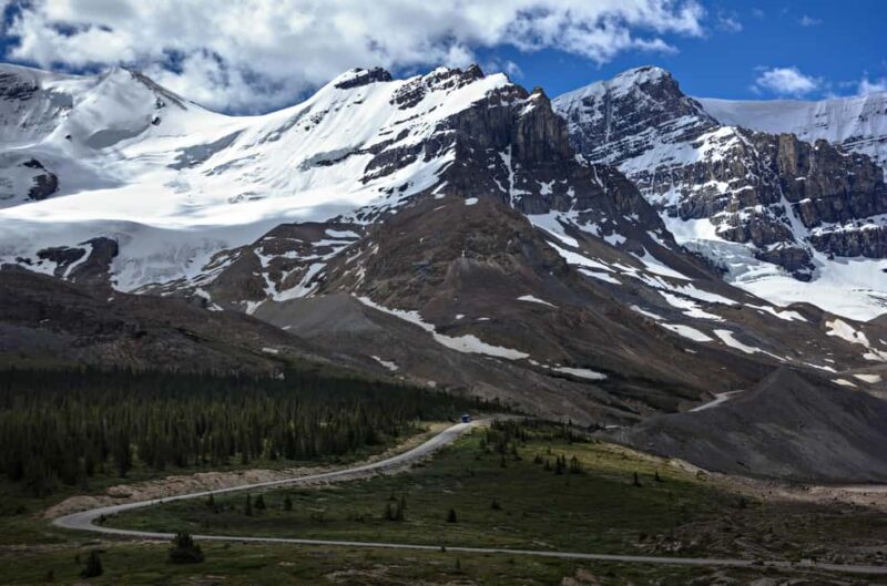 Icefields Parkway Glacier Adventure + Columbia Skywalk - Logistics and Comfort