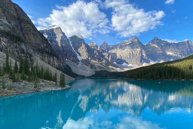 Icefields Pkwy: Lake Louise | Bow | Peyto|Glacier - PRIVATE TOUR - Scenic Highlights: Lake Louise and Moraine Lake