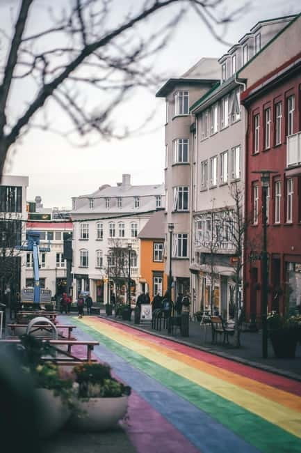 Iceland: 9-Day Guided Trekking Tour with Meals - Exploring the Majestic Eldgjá Canyon