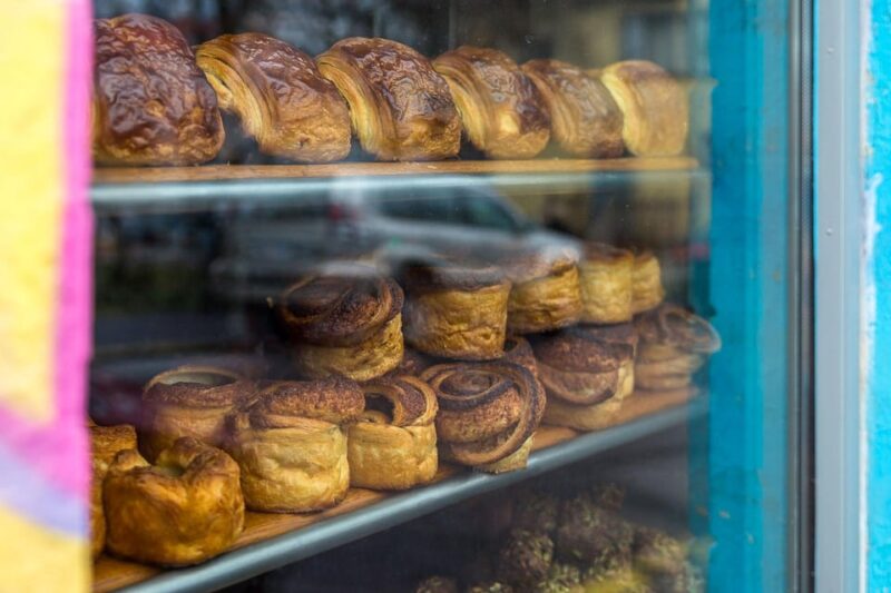 Iceland: Private Sweet Tooth Tour - Discovering Icelandic Candies at a Famous Candy Shop