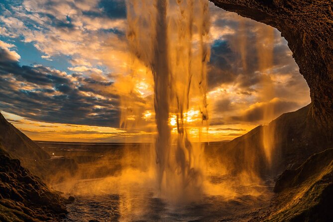 Iceland South Coast Tour with Pickup - Exploring the Village of Vík and Its Panoramic Views