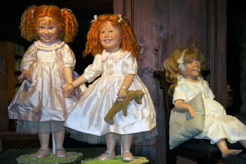Icod de los Vinos: ARTlandya Doll World Entry Ticket & Tour - The Doll-Making Demonstration: A Hands-On Experience