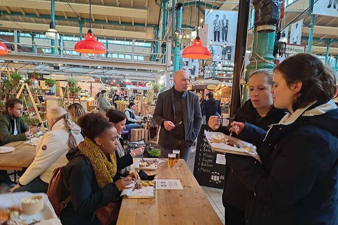 Iconic Berlin Street Food Tour - 2,0 hrs - Mustafas Gemüse Kebap: Berlin’s Beloved Döner