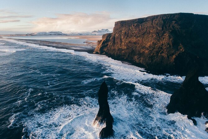 Iconic Glacier Hike, South Coast & Waterfalls - Full Day Tour - Visiting Seljalandsfoss and Gljúfrabúi