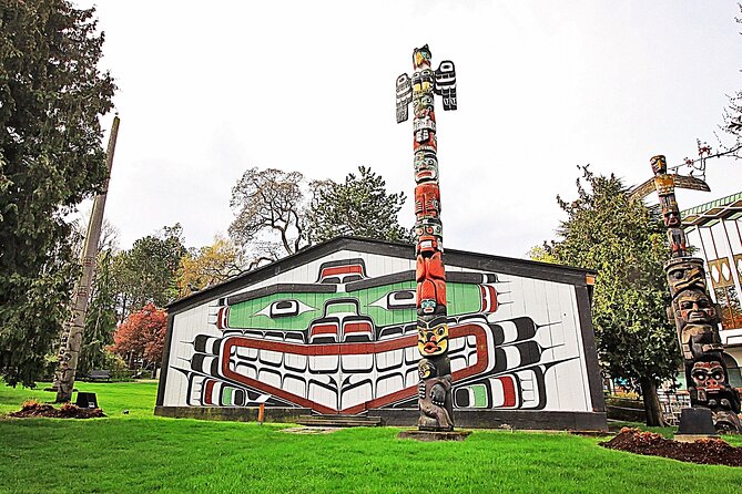 Iconic & Obscure Walking Tour in Victoria - Cost and Value for Money